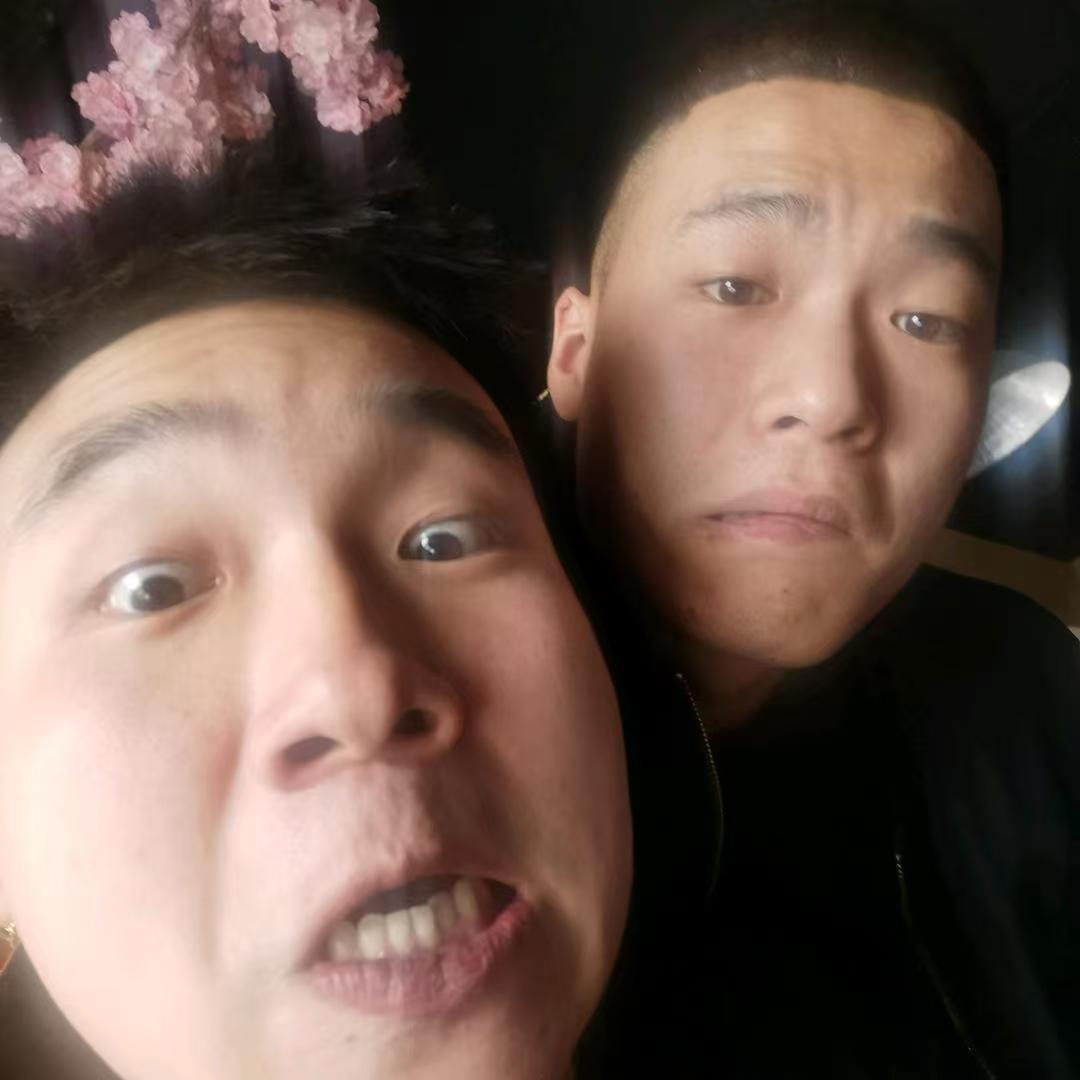 珍妙—狗哥俩