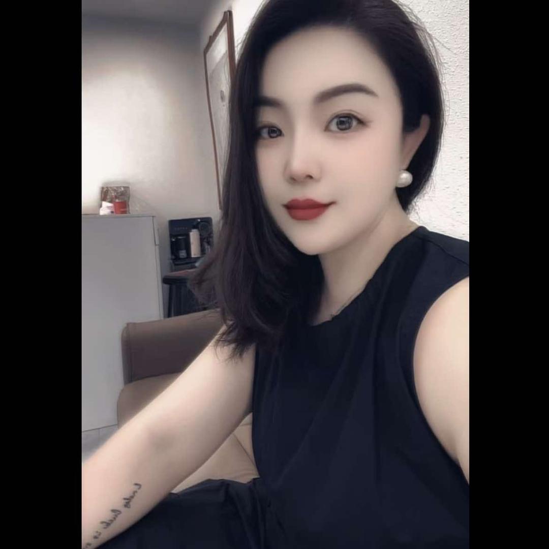 大城菲尔女装然姐