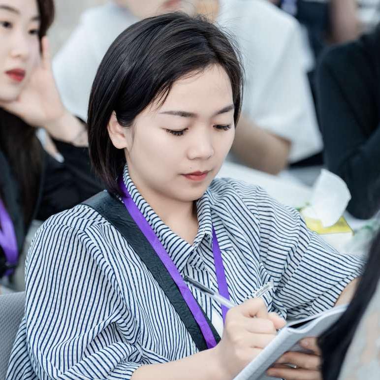 广丰里2楼98自助（专注做美甲，美睫店