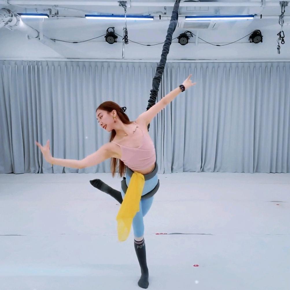 精灵派对舞蹈（室内蹦极）官方号