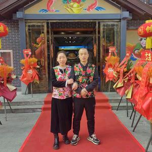 黑土风情铁锅炖（房县店）