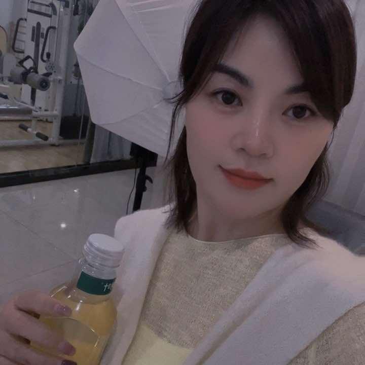云瑜伽普拉提小云老师