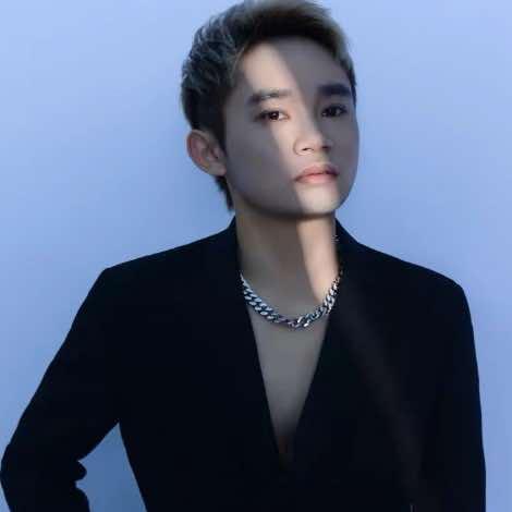 悦荟藤野-小彭-专业烫染