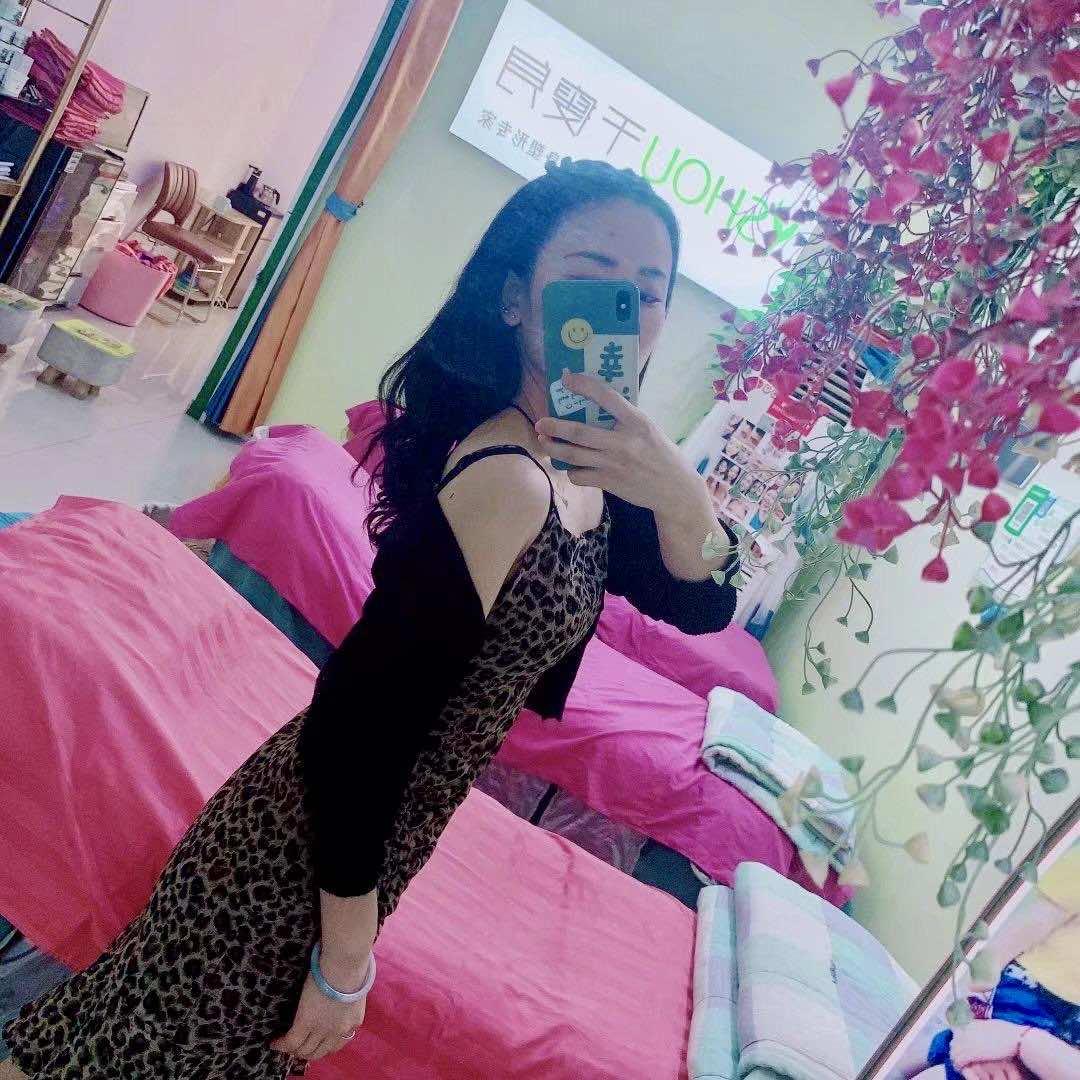 千SHOU身洛城总店小潘（7年）