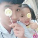 王婷婷.