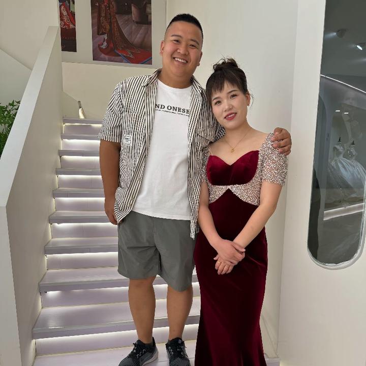 妞妞胖姐夫日常头像