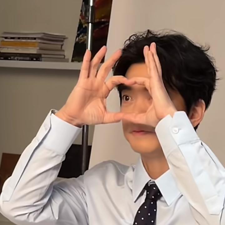 飞飞飞鱼（李健的🐶版）