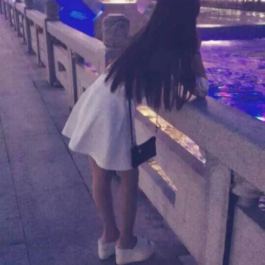 婷婷爱吃小樱桃