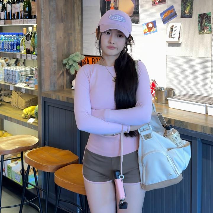 Kitty洁洁子