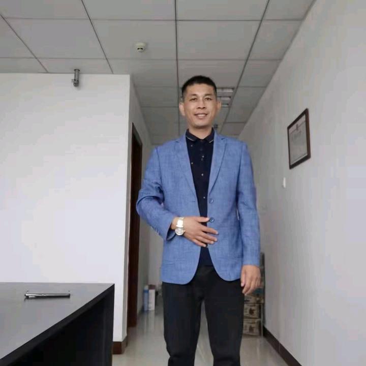 筋抖云钢筋工大舞台