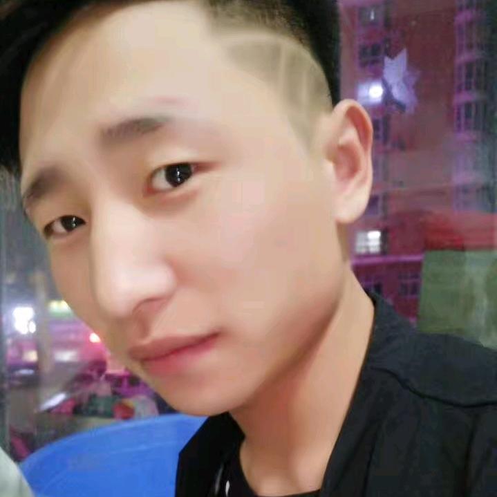 搂着嫦娥烤月兔