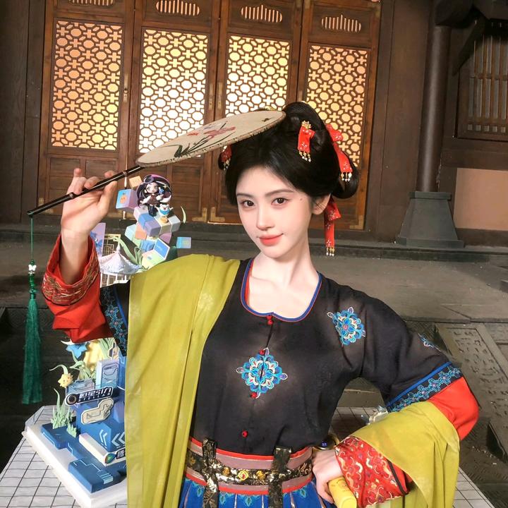 祎依.