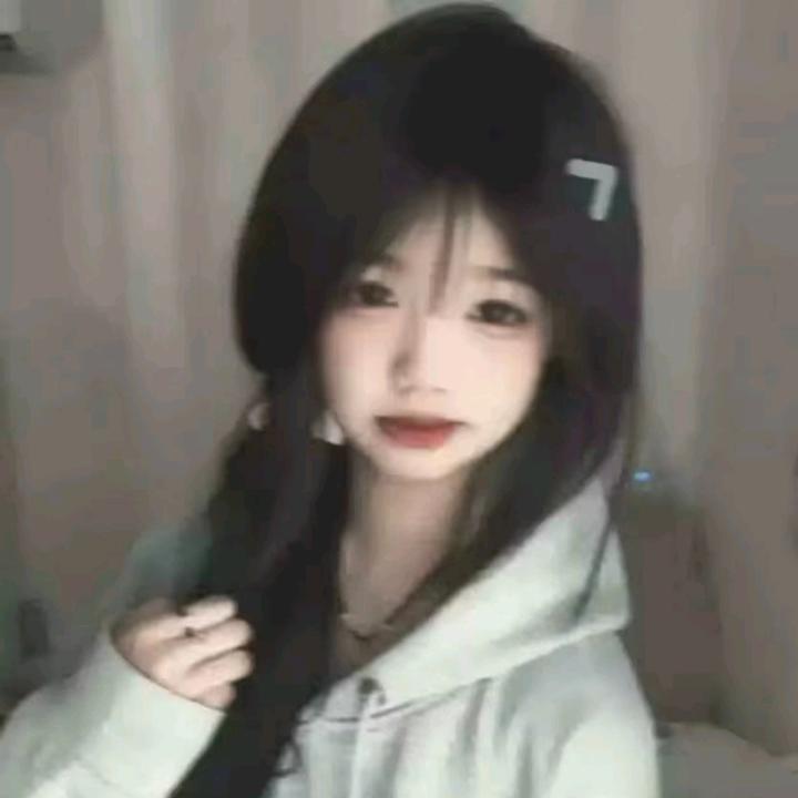 Yiiu7i