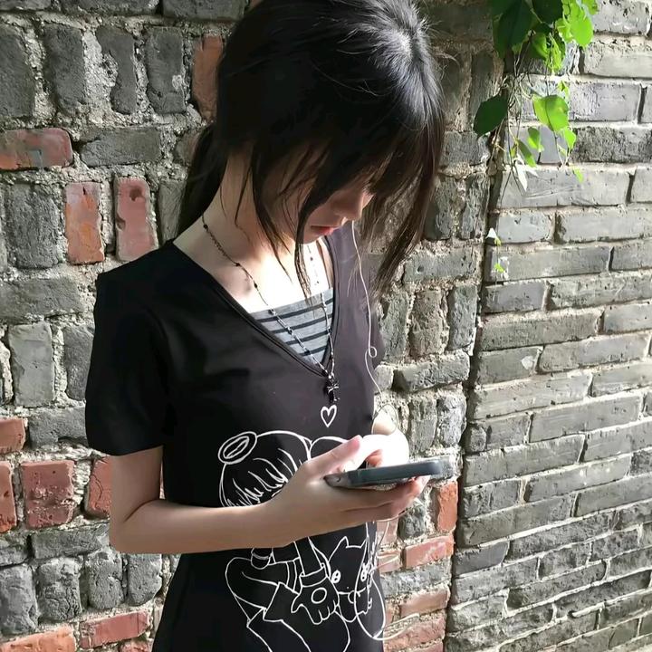 枕祎眠^
