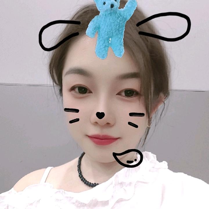 小陈不开心头像