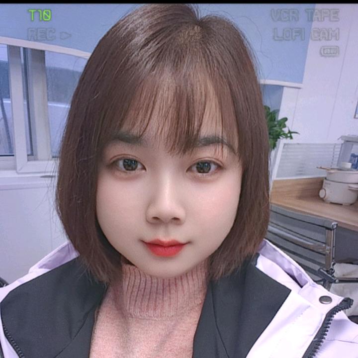 张 丽