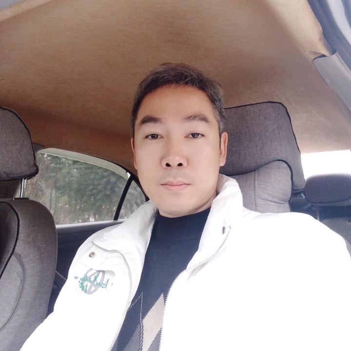 泸州教练张弟头像